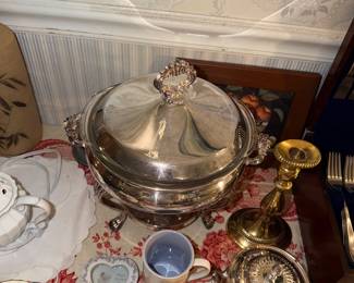 Items Located In The Dining Room