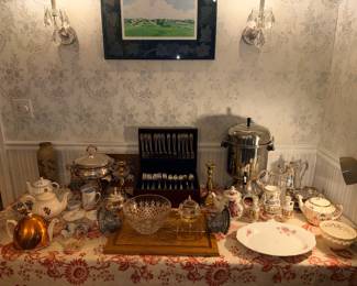 Items Located In The Dining Room