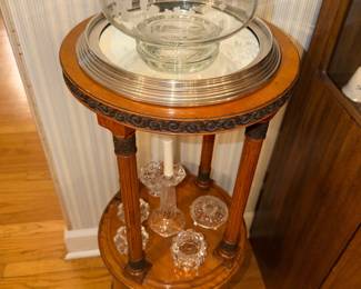 Items Located In The Dining Room