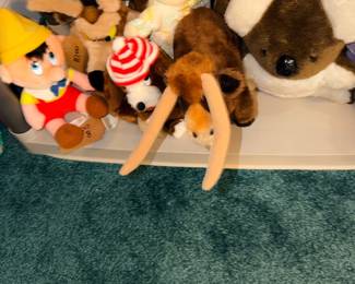Items Located On 1st Bedroom (Toy Disney Room)