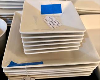 10 Strawberry Street Square Plates