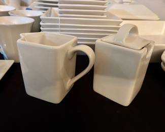 10 Strawberry Street Sugar & Creamer
