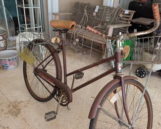 Murray Vintage Bike Yes with all baskets 