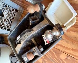 Trailer hitches