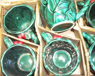 Set of 6 Lefton mugs in original box they are all good