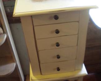 Jewelry armoire