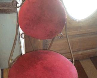Vanity chair