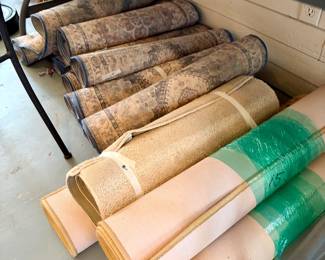 Rugs and runners, matching 