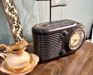 Vintage radio
