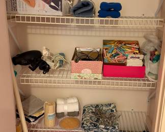 Vintage perm rods, rollers, bathroom stuff, heating pads