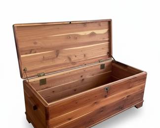 Lane Cedar Hope Chest with Handwritten Note