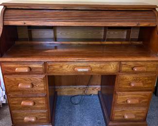 Rolltop desk