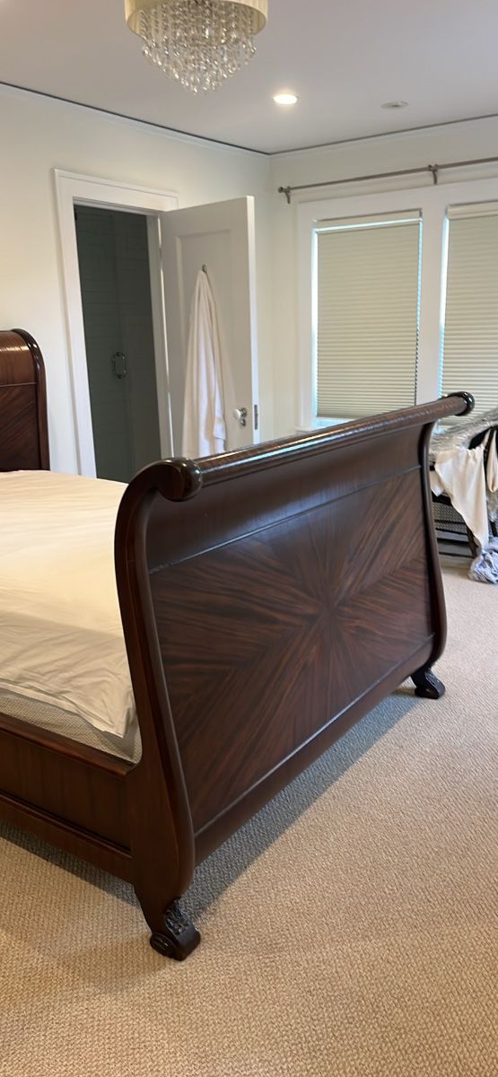 Beautiful ribbon mahogany sleigh bed
