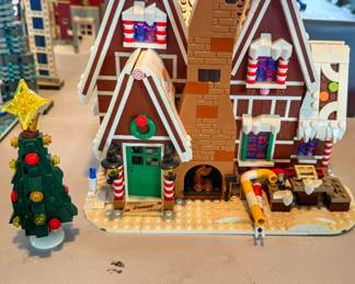 LEGO Creator Expert Gingerbread House (10267), a retired holiday set from the Winter Village Collection released in 2019.
