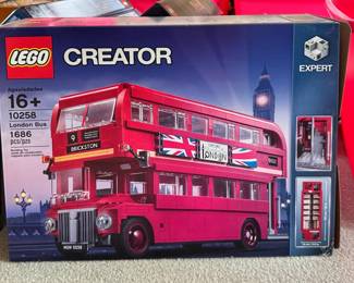 LEGO Creator London Bus building kit (10258), released in 2017.