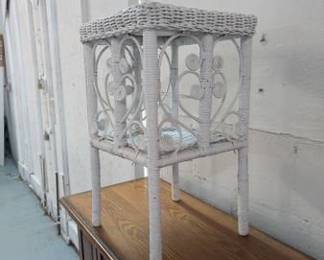 Vintage White Wicker Plant Stand with Heart Scrollwork