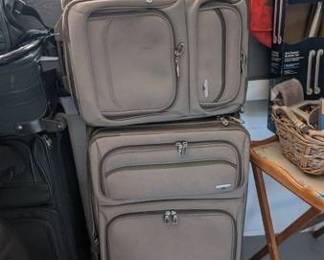 Samsonite Softside Luggage Set