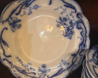 VTG JOHNSON BROS FLOW BLUE PLATE 