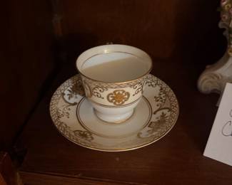 VTG NORITAKE GOLD DEMITASSE CUP