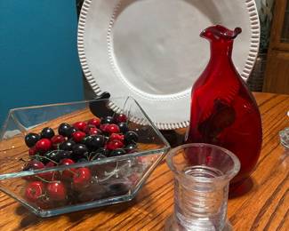  BACCARAT LALANDE MODEL…BLENKO RED PINCHED VASE