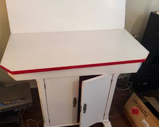 VINTAGE HOOSIER CABINET 