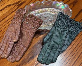 IMPERIAL PANSY DISH….VTG BEADED GLOVES