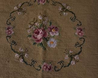 VTG NEEDLEPOINT FLORAL WREATH DESIGN