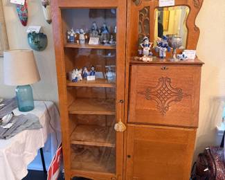 QAK SECRETARY …DELFT DUTCH FIGERINES