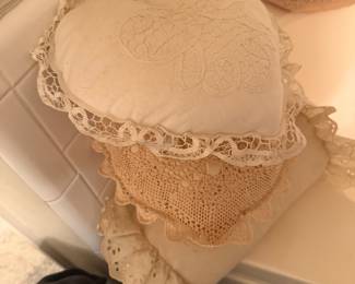 VTG PILLOWS