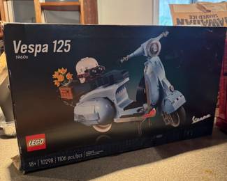 Complete Vespa LEGO set