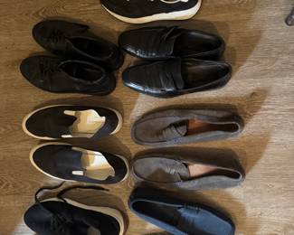 assortment of mens shoes size 10.5
