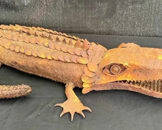 OM405Handmade Rustic Metal Alligator Statue
