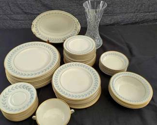 OM412Vintage Old Ivory Sherwood China