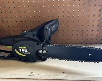Poulan Chain Saw