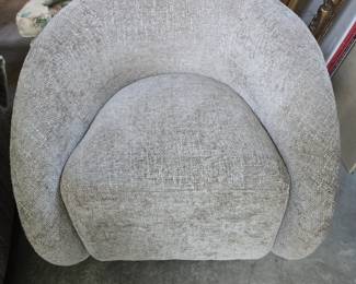 Swivel barrel chair 2