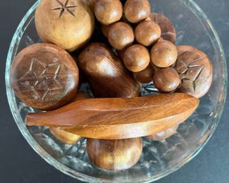 vintage 1950’s-70’s mid-century modern set of hand-carved wooden decorative Fruit
