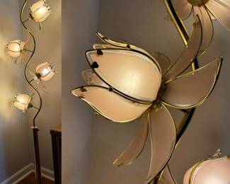 Vintage 1980s Hollywood Regency Lotus Flower Floor Lamp