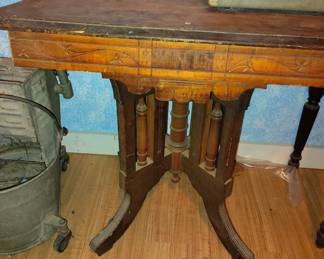 Eastlake table 