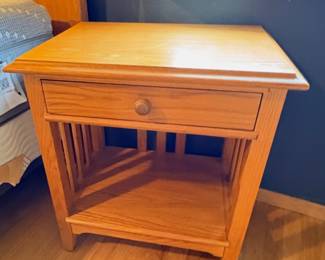 Thomasville Impressions Collection Nightstand / Side Table