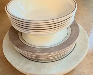Corelle Vitrelle Luncheon Salad Plates Pewter pattern —Serving of