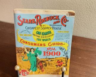 1970 reprint of the Sears, Roebuck and Co. Fall 1900 Consumers Guide Catalog