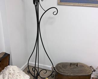 Iron plant stand