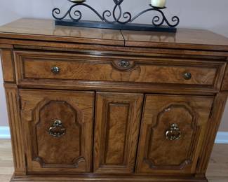 Thomasville flip top buffet server