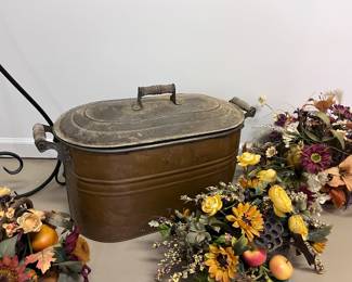 Antique copper boiler wash tub pot