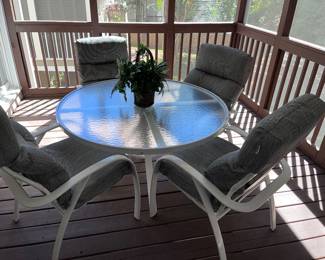 Outdoor patio furniture