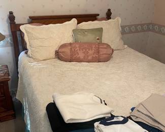 Queen Size Wood Headboard and Rails