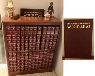 Vintage Full Set Encyclopedia Britannica + World Atlas With Rare Designated Custom Bookshelf $100