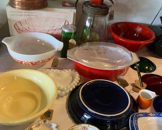 Lots of Vintage Kitchenware including Pyrex-Friendship 2.5 bowl, Indiana Glass Pink Depression Bowl in original Box!
