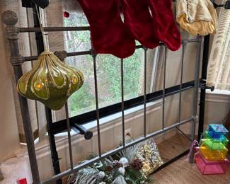 Queen Size Metal Bed Frame