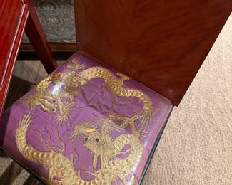 Dragon Seat Chair